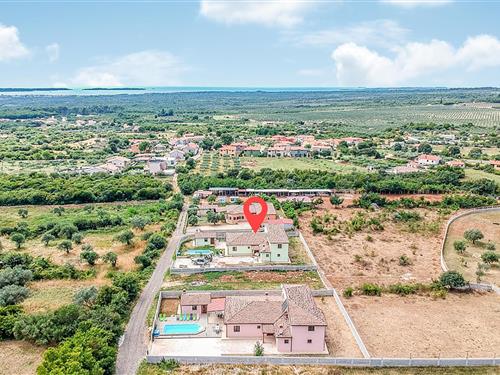 Holiday Home/Apartment - 10 persons -  - Limido Dele Roje - Pula-Galizana - 52216 - Galizana