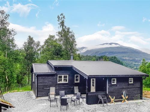 Feriehus / leilighet - 6 personer -  - Hjeltelia - Kvamskogen/Norheimsund/Kvam - 5600 - Norheimsund