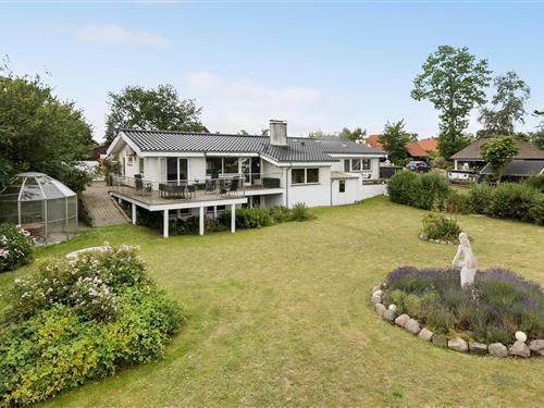 Sommerhus - 8 personer -  - Kystvejen - Strøby Ladeplads Strand - 4671 - Strøby