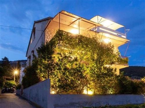 Sommerhus - 8 personer -  - Ulica Stjepana Radica - 21485 - Komiza