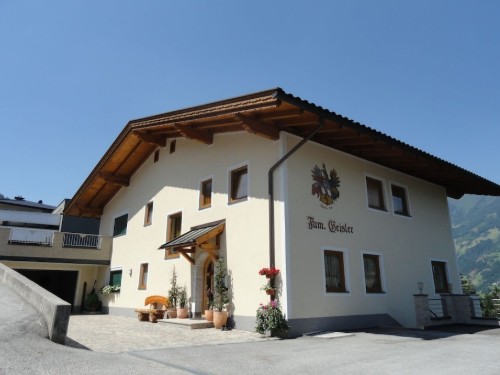 Holiday home - 8 persons -  - 6280 - Zell\/Ziller