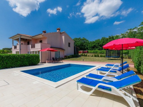 Feriehus - 8 personer -  - 52231 - Labin