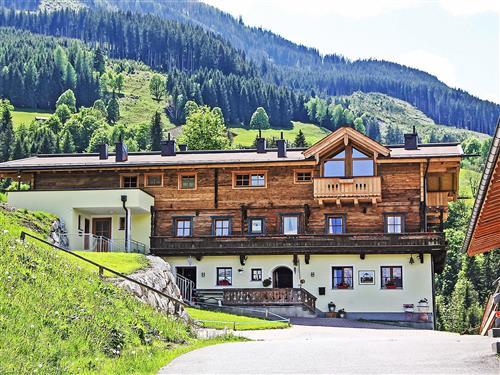 Holiday Home/Apartment - 6 persons -  - Kaprun - 5721