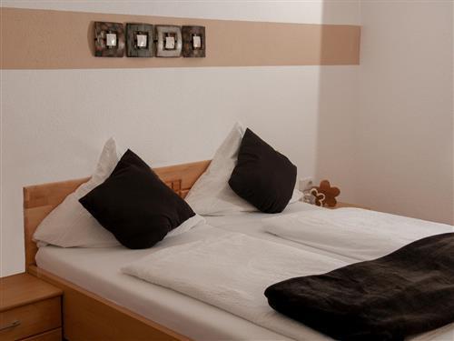  - 3 personer -  - Gerholling - 94551 - Lalling