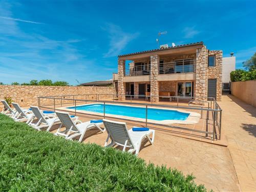 Holiday home - 4 persons -  - Poligono Poligon - Castillo, Manacor - 07500 - Manacor