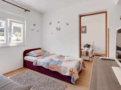 Holiday home - 5 persons -  - 23243 - Jasenice Rovanjska