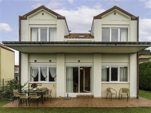 Holiday home - 8 persons -  - Arce De Piélagos - 39478