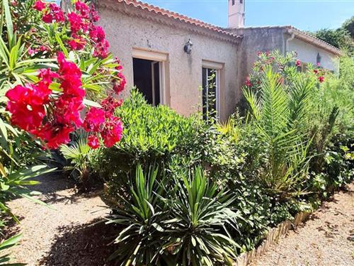 Holiday Home/Apartment - 6 persons -  - 83140 - Six-Fours-Les-Plages