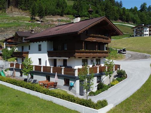 Holiday Home/Apartment - 6 persons -  - Mayrhofen - 6283