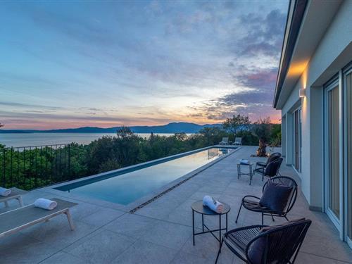 Sommerhus - 12 personer -  - Rozmanici - Crikvenica - Kostrena - 51221 - Kostrena