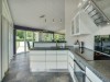 Image 17 - Kitchen