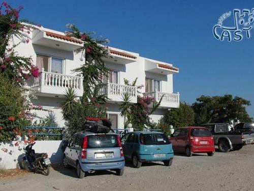 Holiday Home/Apartment - 4 persons -  - Haraki Mainstreet - 85102 - Charaki