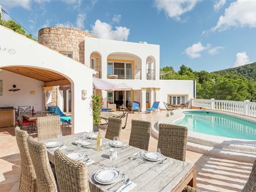 Holiday Home/Apartment - 10 persons -  - 07840 - Cala Llonga (Santa Eulali