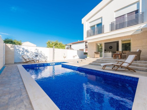 Ferienhaus - 8 Personen -  - 23233 - Privlaka