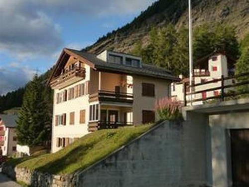 Feriehus / leilighet - 5 personer -  - Via Mengiots - 7504 - Pontresina