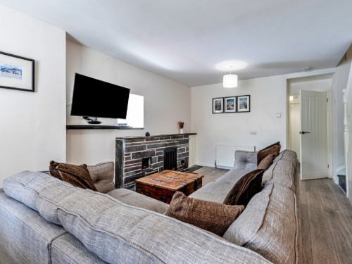 Houseboat - 5 persons -  - LL24 0BU - Betws-Y-Coed