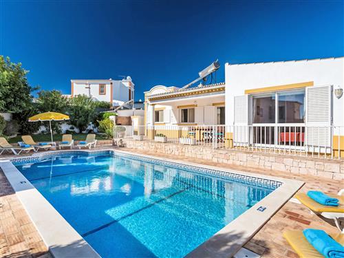 Vakantiehuis - 6 personen -  - Guia - 8200-440