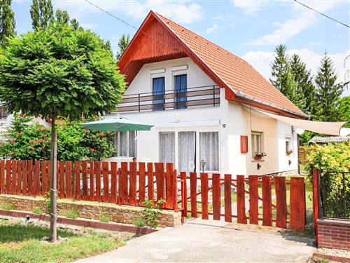 Sommerhus - 9 personer -  - Balatonfenyves - 8646