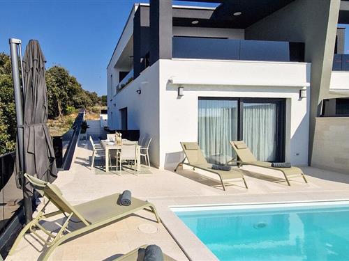 Holiday home - 6 persons -  - Dinarska - Pag - Mandre - 23251 - Mandre