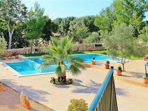 Holiday home - 8 persons -  - 07620 - Llucmajor
