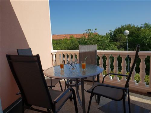 Holiday Home/Apartment - 4 persons -  - Soline 33 A - 51514 - Uvala Soline