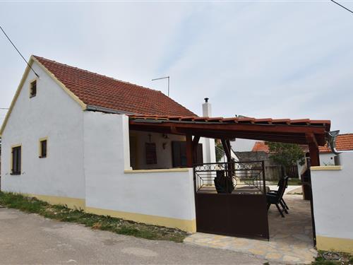 Sommerhus - 4 personer -  - 22214 - Ladevci