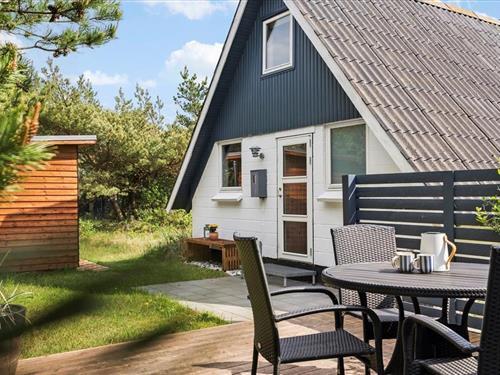 Holiday Home/Apartment - 4 persons -  - Sivbjerg - Nr. Lyngvig - 6960 - Hvide Sande