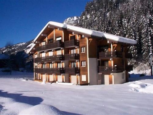 Holiday Home/Apartment - 6 persons -  - 74390 - Chatel