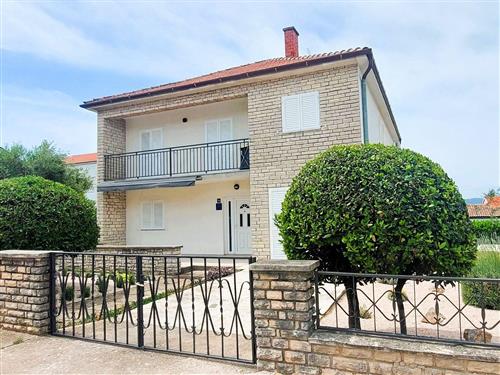 Holiday apartment - 8 persons -  - Ulica Jurja Dalmatinca - 23210 - Biograd Na Moru