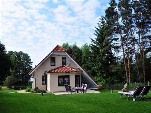 Ferienhaus - 4 Personen -  - Schwanenweg - 17214 - Silz