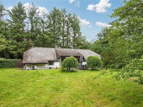 Holiday home - 8 persons -  - Solbærvangen - Jegum - 6840 - Oksbøl