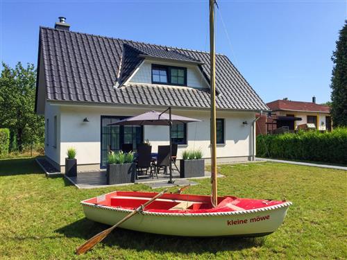 Ferienhaus - 4 Personen -  - Zirkow - 18528