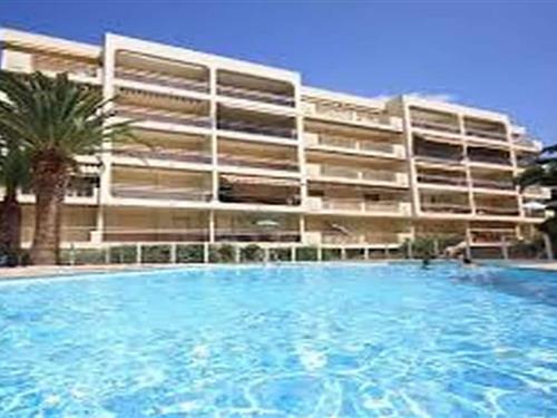 Holiday home - 4 persons -  - 83120 - Sainte Maxime