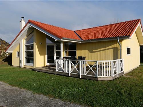 Holiday Home/Apartment - 8 persons -  - Strandstraße - 23775 - Großenbrode