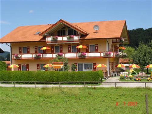 Ferienhaus - 3 Personen -  - Siegsdorfer Straße - 83346 - Bergen In Oberbayern