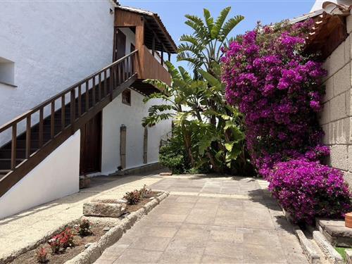 Holiday home - 6 persons -  - 38589 - Arico