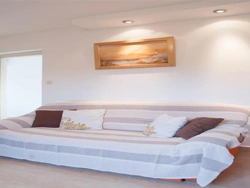 Ferieleilighet - 4 personer -  - 22242 - Jezera