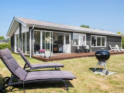 Holiday Home/Apartment - 5 persons -  - Stølsgårdsvej - Enø - 4736 - Karrebæksminde