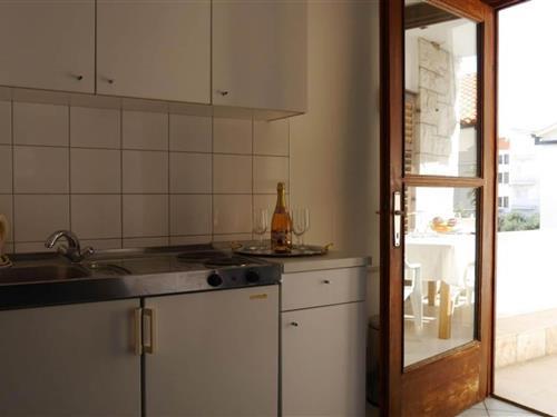 Ferielejlighed - 4 personer -  - 21315 - Dugi Rat