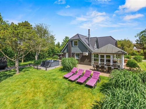 Sommerhus - 10 personer -  - Hans Thuesensvej - 6857 - Blåvand