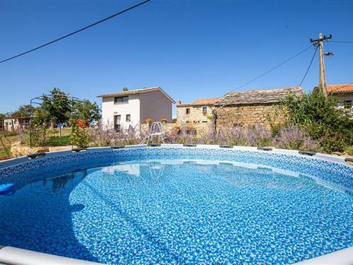 Holiday home - 4 persons -  - Sirci - 6272 - Gracisce