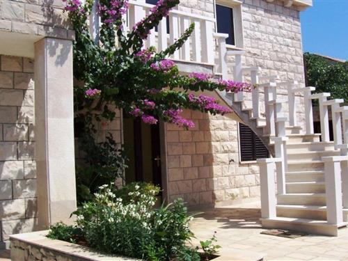 Holiday apartment - 4 persons -  - 21413 - Povlja