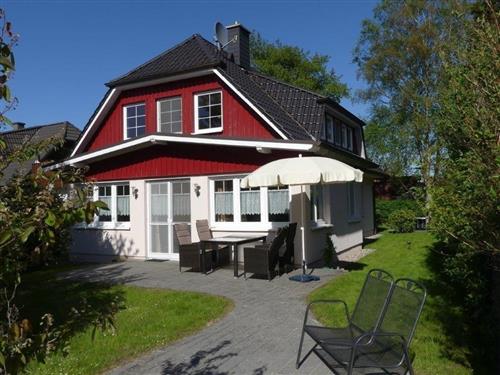 Holiday Home/Apartment - 4 persons -  - Kirchweg - 18374 - Zingst