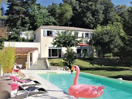 Sommerhus - 14 personer -  - Allèe des Ursulines - 26200 - Montélimar