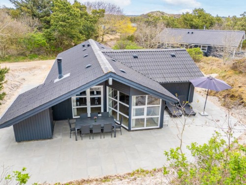 Sommerhus - 6 personer -  - Hjelmevej 39 c - 6854 - Henne Strand