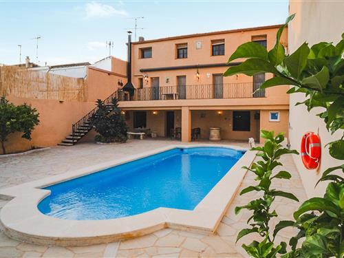 Holiday home - 17 persons -  - CARRER ELS GONSERS - Sant Jaume Dels Domenys - 43713 - Sant Jaume Del Domenys