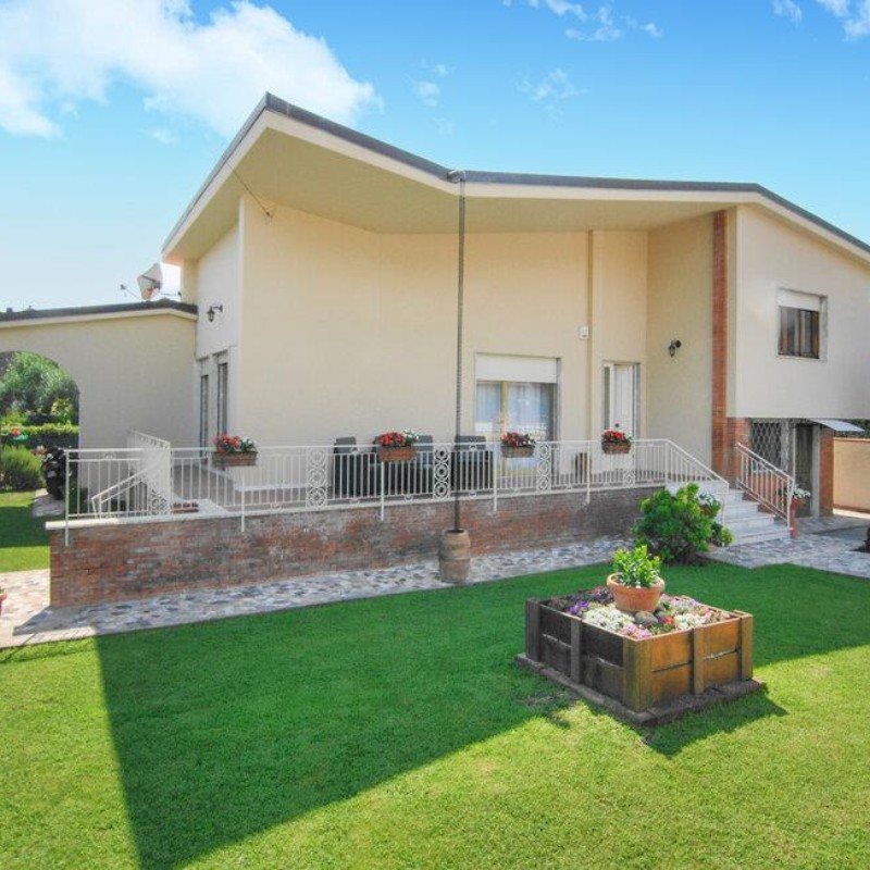 Sommerhus - 8 personer -  - Via Luigi Salvatori - Querceta - 55047 - Pozzi