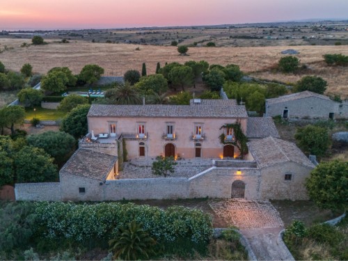 Holiday home - 8 persons -  - 97100 - Marina Di Ragusa