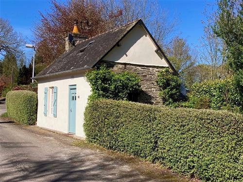 Holiday home - 2 persons -  - Gouarec - 22570