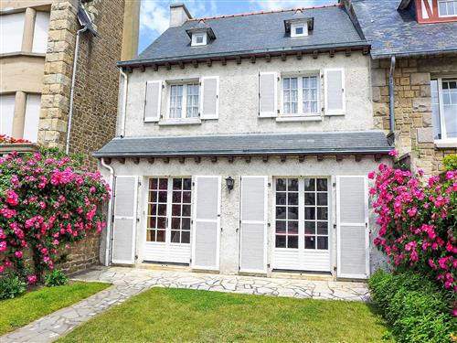 Holiday home - 6 persons -  - Saint Malo - 35400